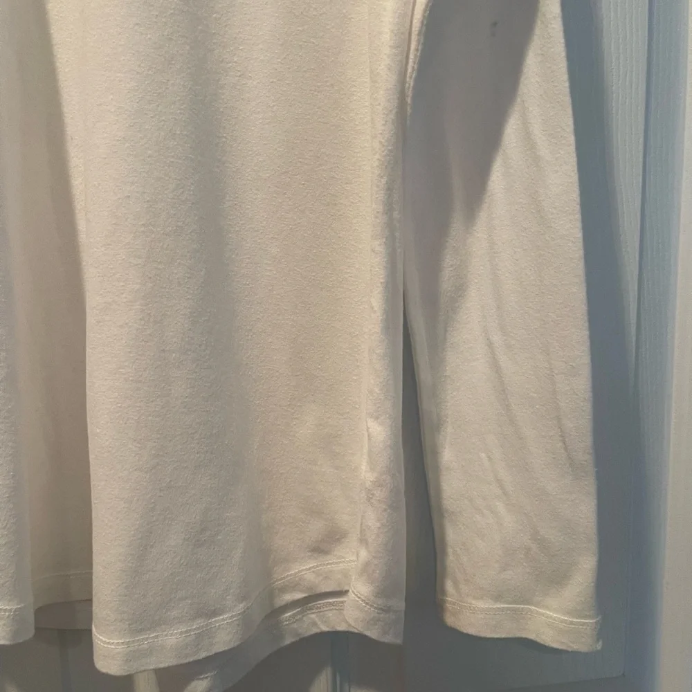 Justice tee